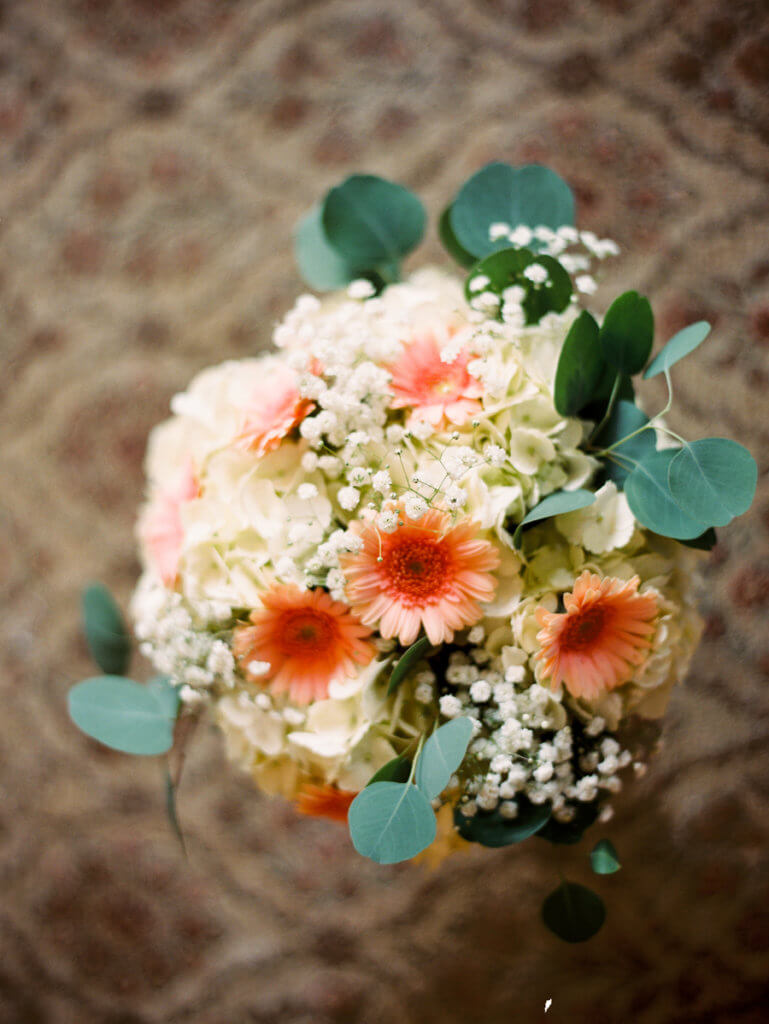 Wedding flowers at Starmount Presbyterian Church Greensboro NC